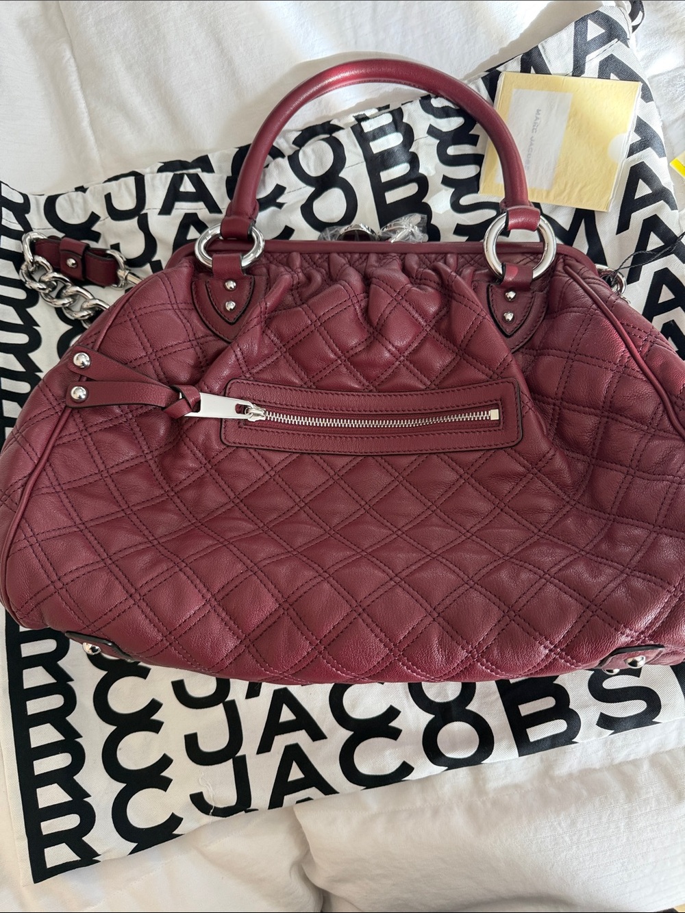 Marc Jacobs Quilted Shoulder Bag in Burgundy with Silver Chain - Picture 9 of 10